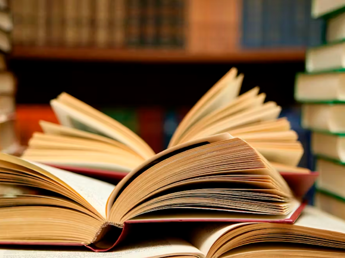 Blind Date with a Book Returns to Pinkham